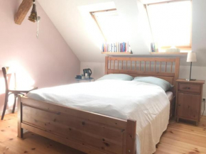 Dachgeschosszimmer mit Terrasse Wismar